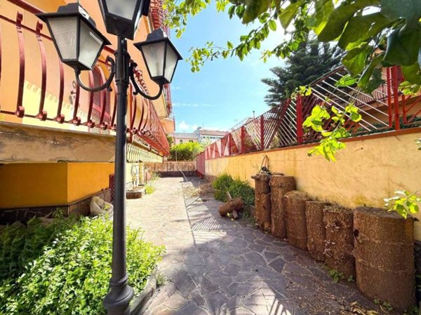 casa indipendente in vendita a Volla