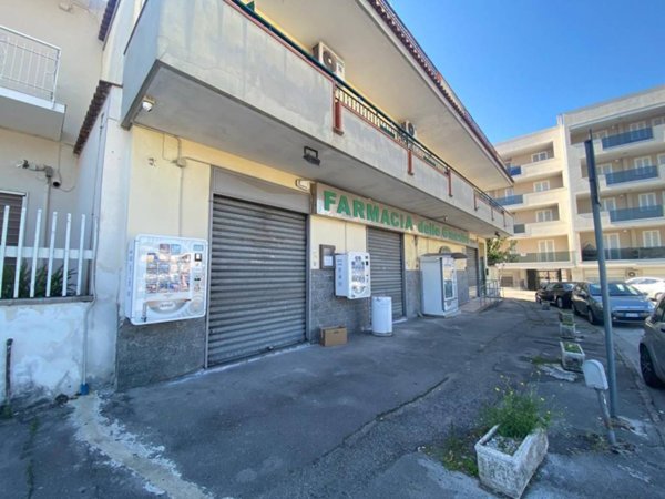 negozio in vendita a Volla