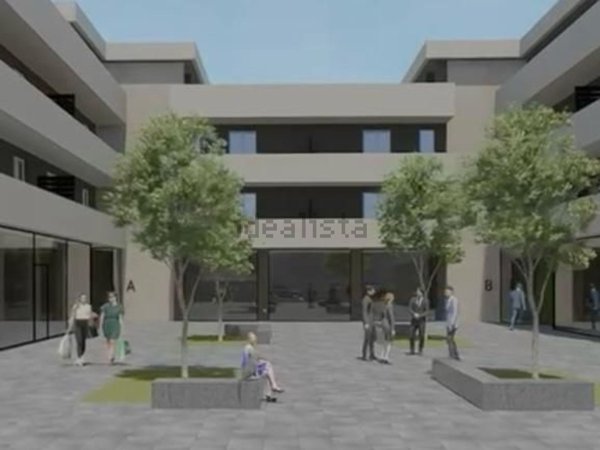 locale commerciale in vendita a Volla