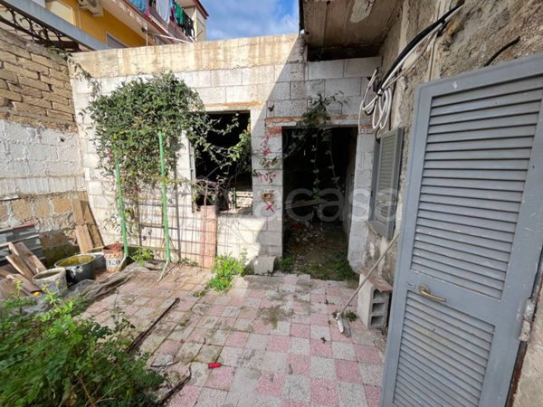 casa indipendente in vendita a Volla