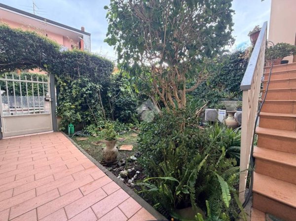 casa indipendente in vendita a Volla