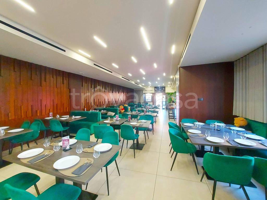 negozio in vendita a Volla