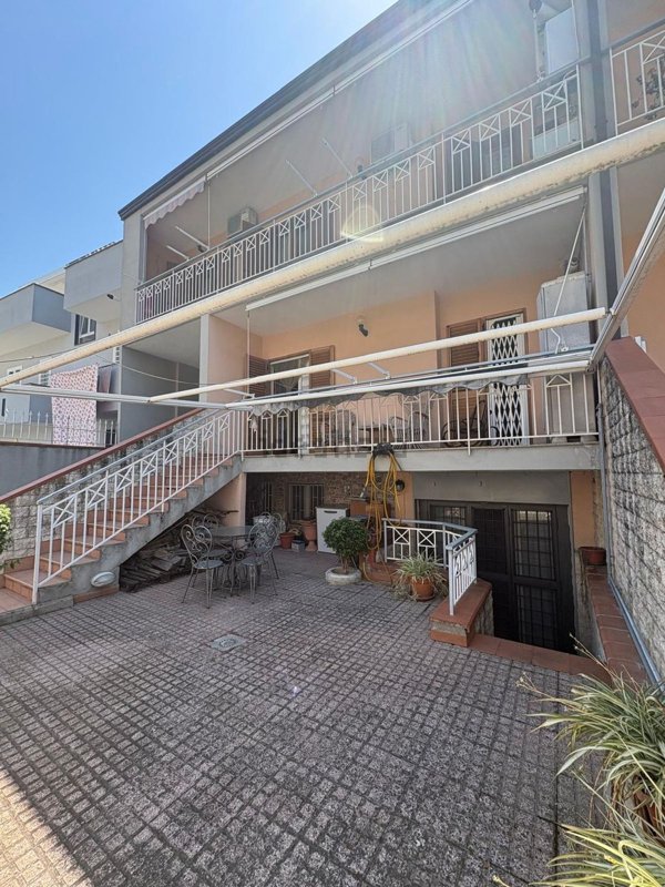 casa indipendente in vendita a Volla
