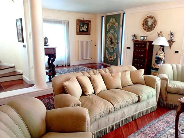 casa indipendente in vendita a Trecase