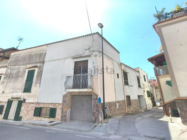 casa indipendente in vendita a Trecase