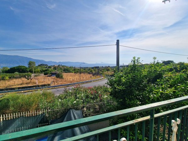 casa indipendente in vendita a Trecase