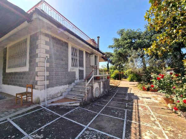 casa indipendente in vendita a Trecase