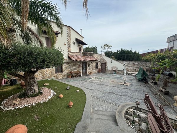 appartamento in vendita a Trecase