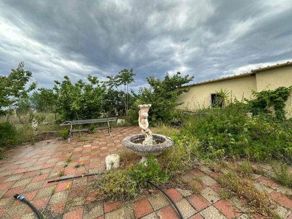 casa indipendente in vendita a Trecase