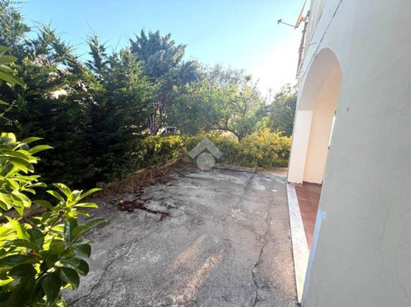 casa indipendente in vendita a Trecase