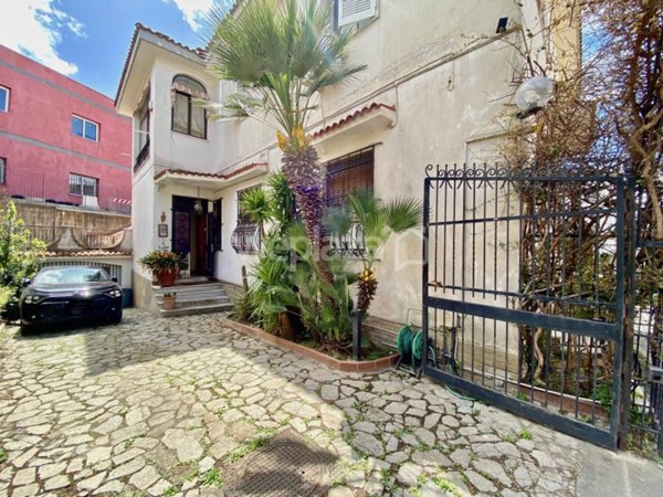 casa indipendente in vendita a Massa di Somma