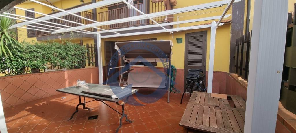 casa indipendente in vendita a Massa di Somma