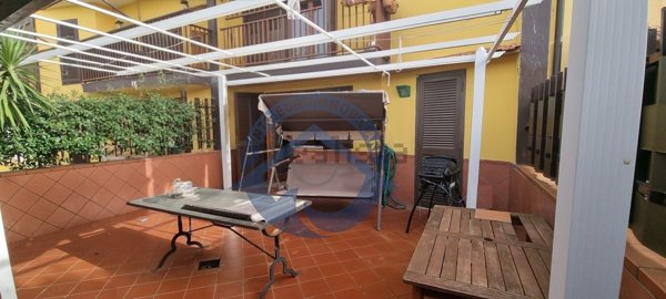 casa indipendente in vendita a Massa di Somma