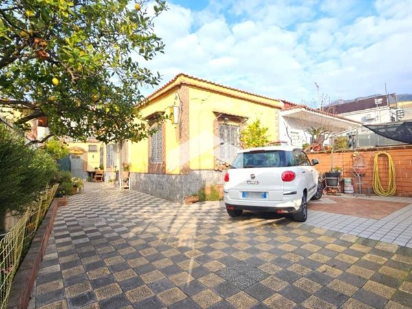 appartamento in vendita a Massa di Somma