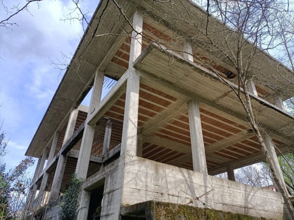 casa indipendente in vendita ad Aiello del Sabato