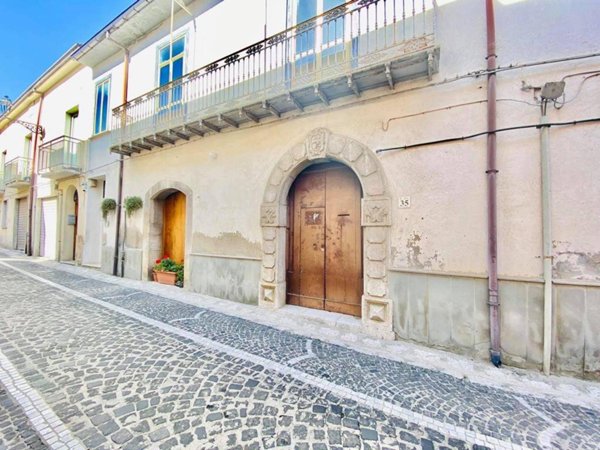 casa indipendente in vendita ad Aiello del Sabato