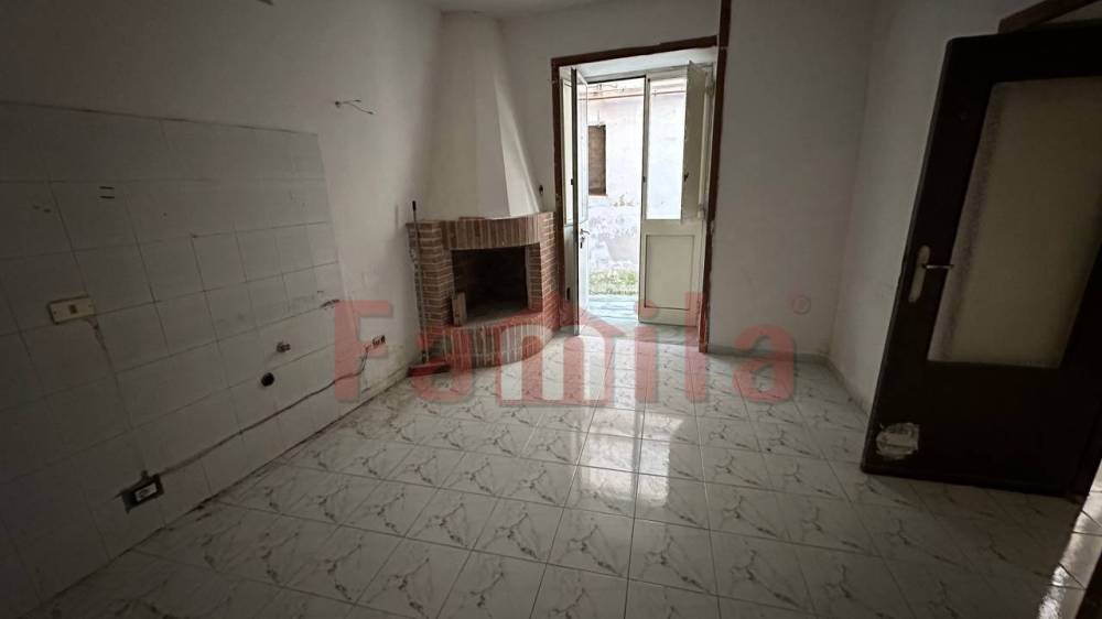 casa indipendente in vendita ad Aiello del Sabato