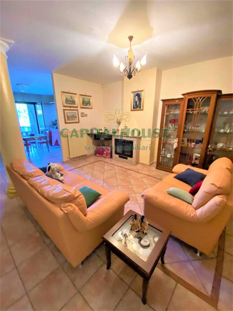 casa indipendente in vendita ad Aiello del Sabato