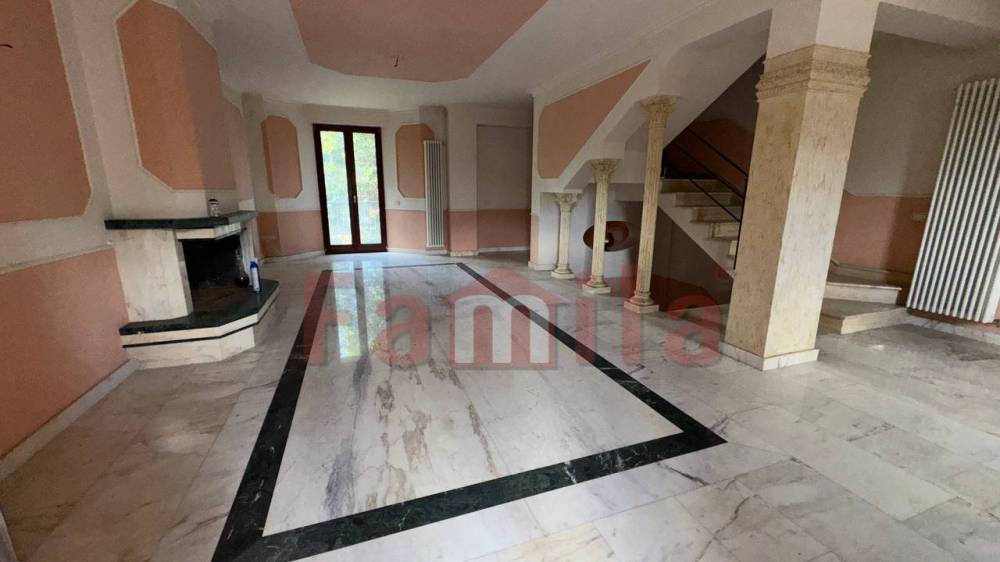casa indipendente in vendita ad Aiello del Sabato