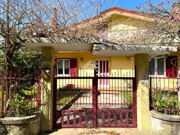 casa indipendente in vendita ad Aiello del Sabato