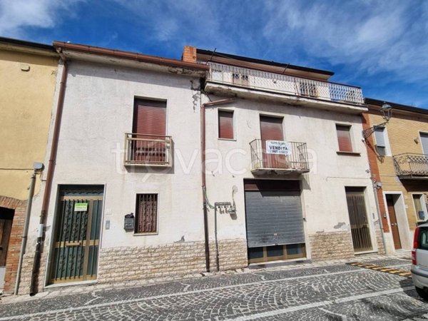 casa indipendente in vendita ad Aiello del Sabato