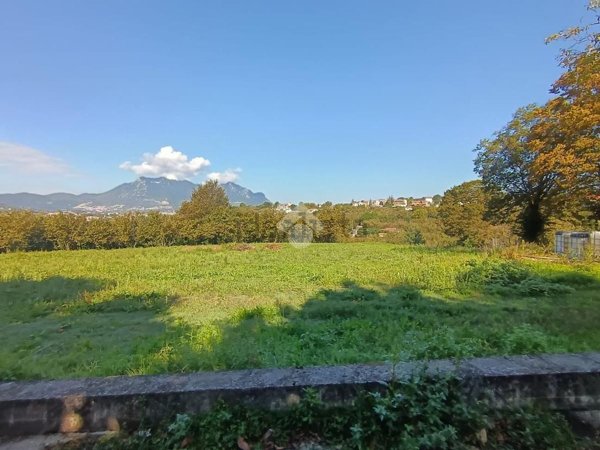 terreno edificabile in vendita ad Aiello del Sabato