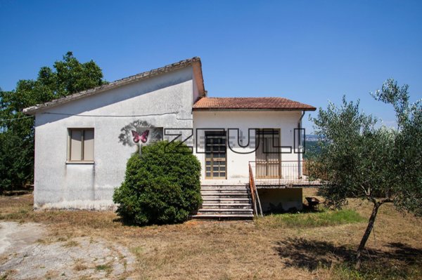 casa indipendente in vendita ad Aiello del Sabato