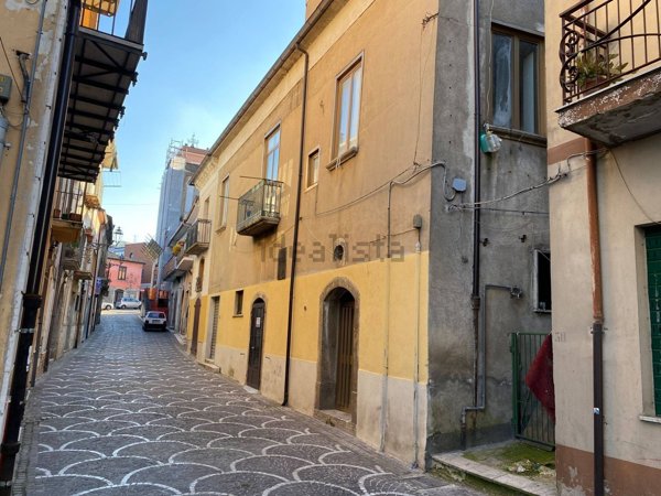 appartamento in vendita ad Aiello del Sabato