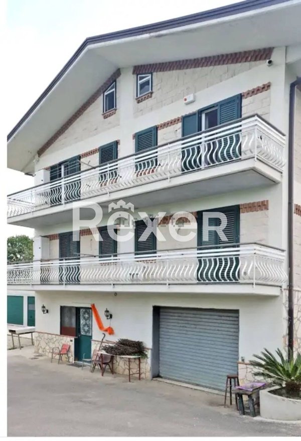 casa indipendente in vendita ad Aiello del Sabato