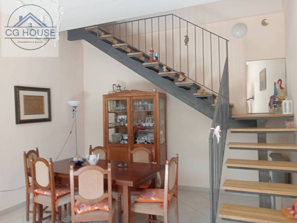 casa indipendente in vendita ad Aiello del Sabato