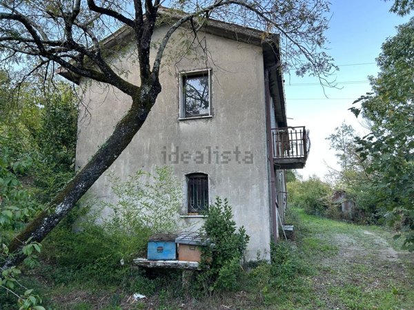 casale in vendita ad Aiello del Sabato