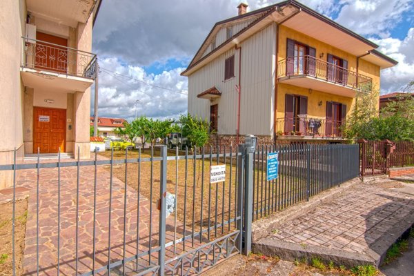 appartamento in vendita ad Aiello del Sabato