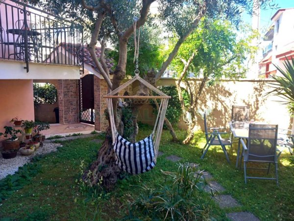 casa indipendente in vendita ad Aiello del Sabato