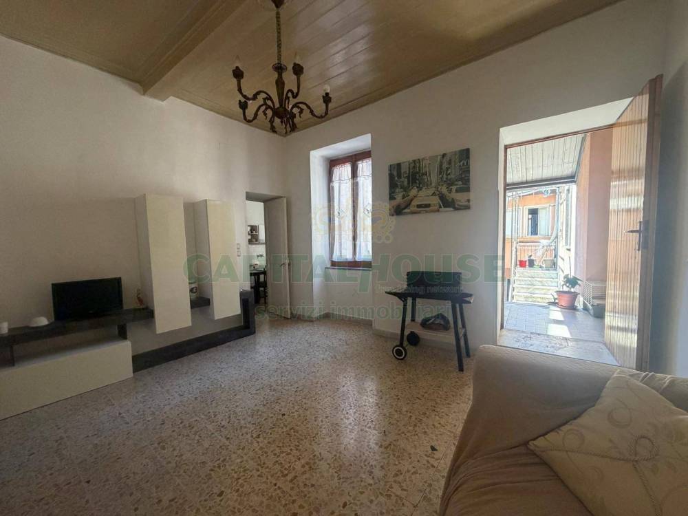 casa indipendente in vendita ad Aiello del Sabato