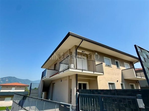 casa indipendente in vendita ad Aiello del Sabato