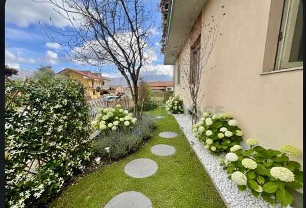 appartamento in vendita ad Aiello del Sabato in zona Sabina