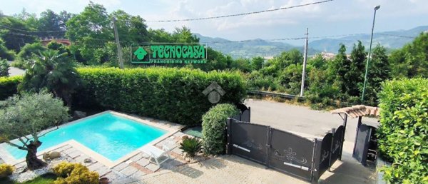 casa indipendente in vendita ad Altavilla Irpina