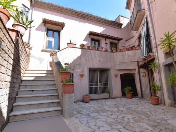 casa semindipendente in vendita ad Altavilla Irpina