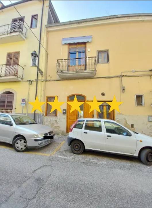 casa indipendente in vendita ad Altavilla Irpina
