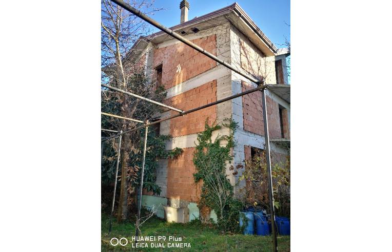 casa indipendente in vendita ad Altavilla Irpina