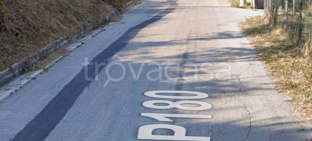 terreno agricolo in vendita ad Andretta