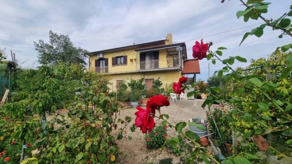 appartamento in vendita ad Andretta