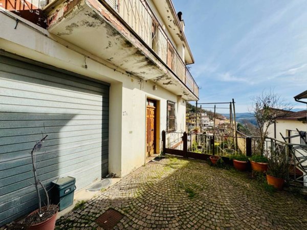 casa indipendente in vendita ad Andretta