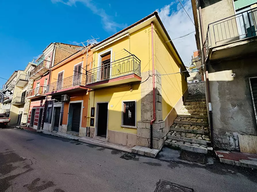 casa indipendente in vendita ad Andretta