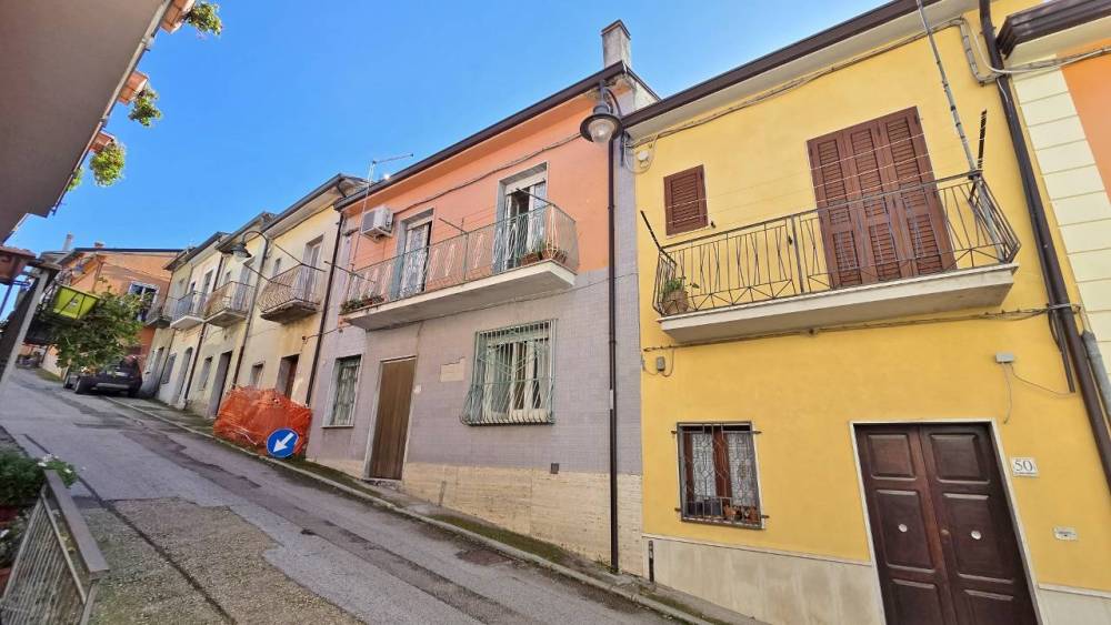 casa indipendente in vendita ad Andretta