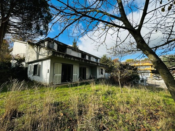 casa indipendente in vendita ad Ariano Irpino in zona Martiri