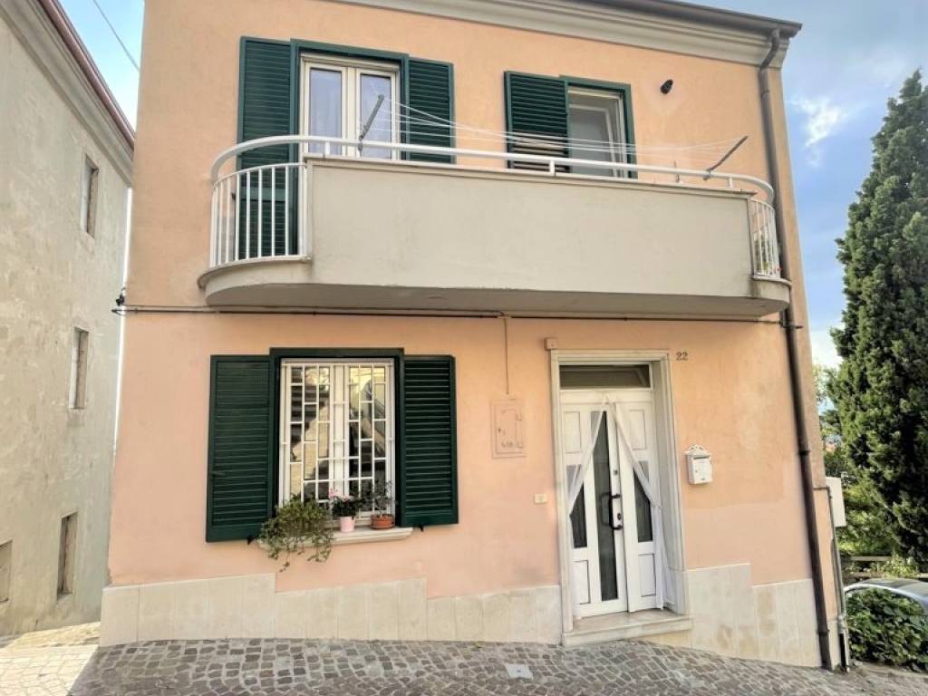 casa indipendente in vendita ad Ariano Irpino