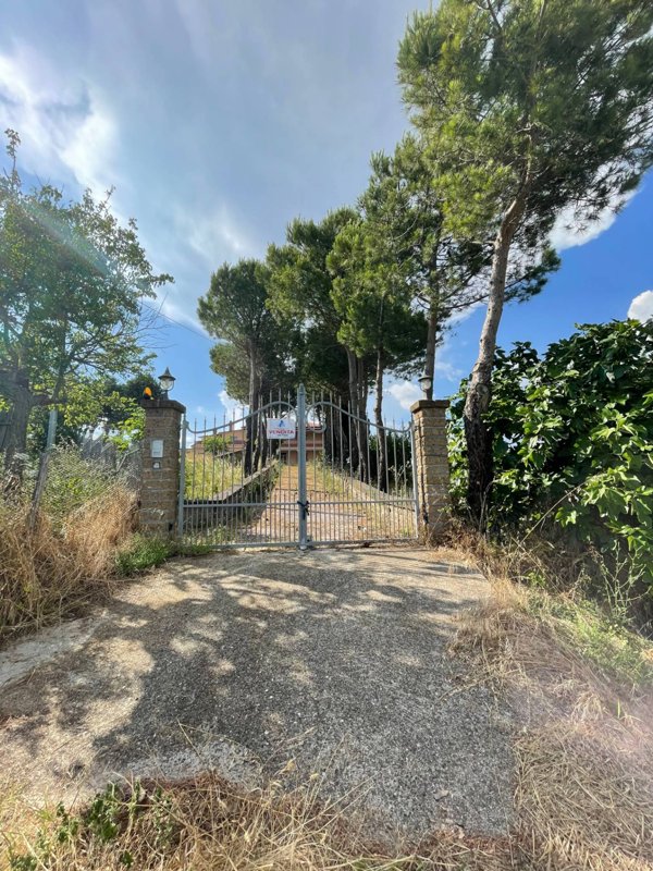 casa indipendente in vendita ad Ariano Irpino