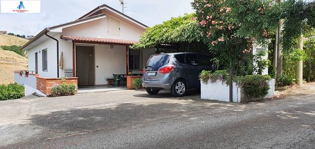 casa indipendente in vendita ad Ariano Irpino