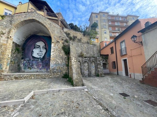 casa indipendente in vendita ad Ariano Irpino